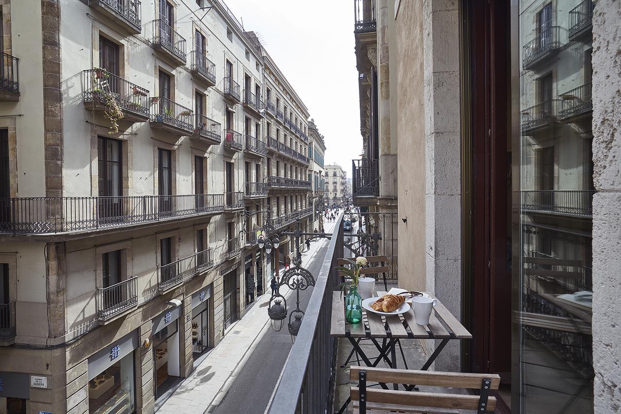 Ainb Gothic-Jaume I Apartments Barcelona Ngoại thất bức ảnh